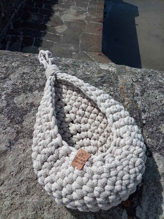 Chunky Crochet Hanging Basket - Harbour Wall