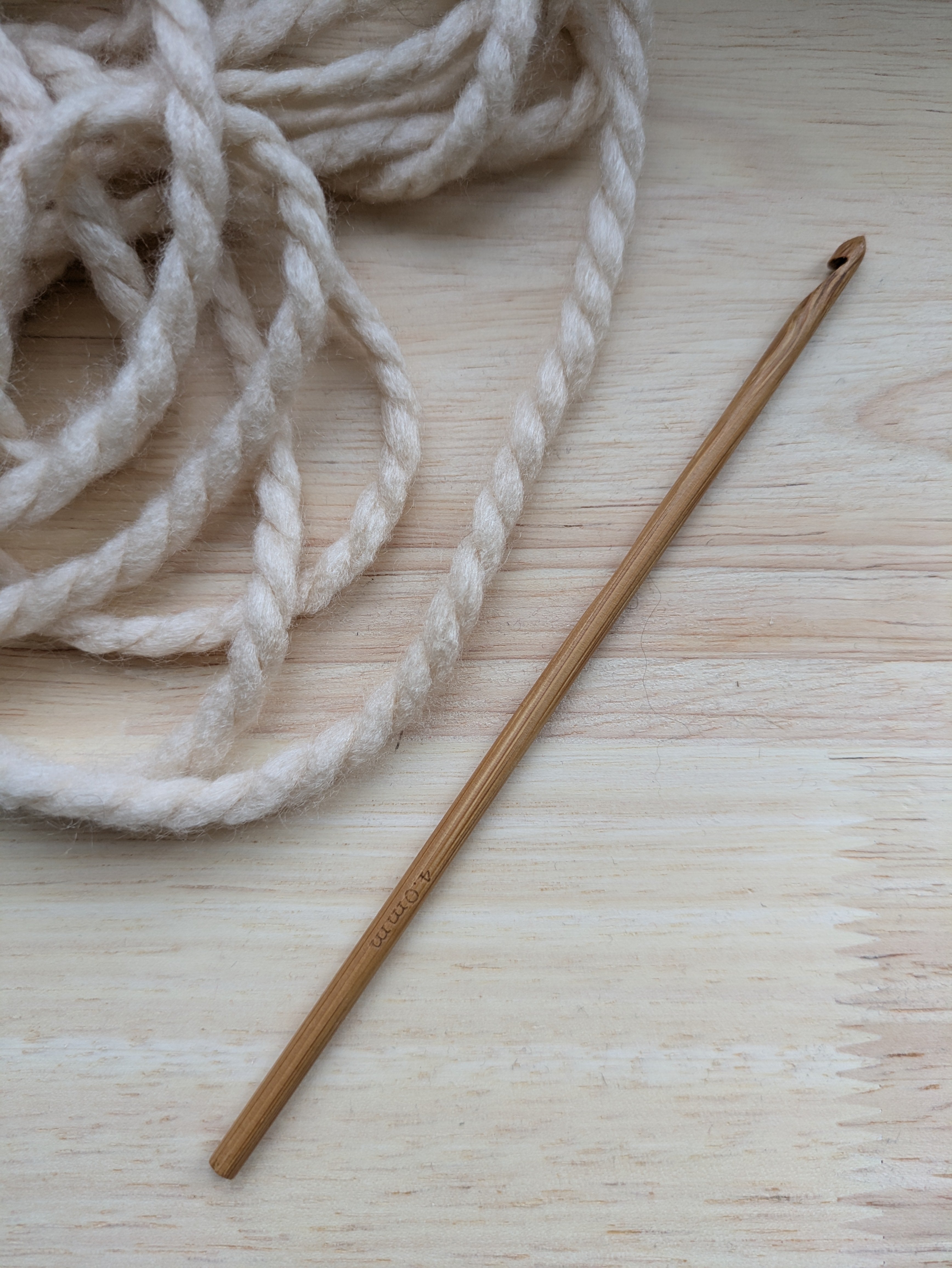 Wooden Crochet Hook size 4mm