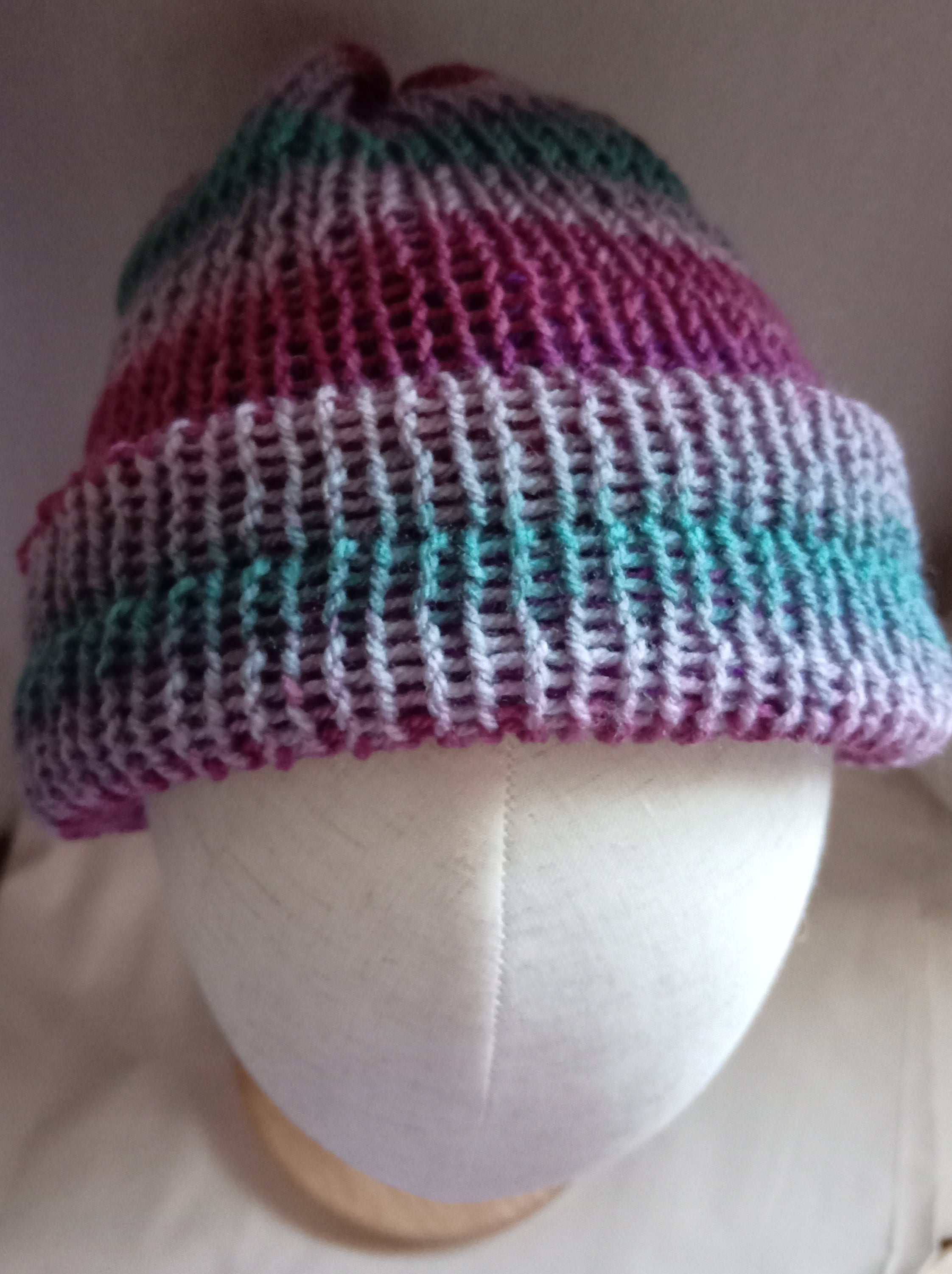 Knitted reversible hat - Moorland
