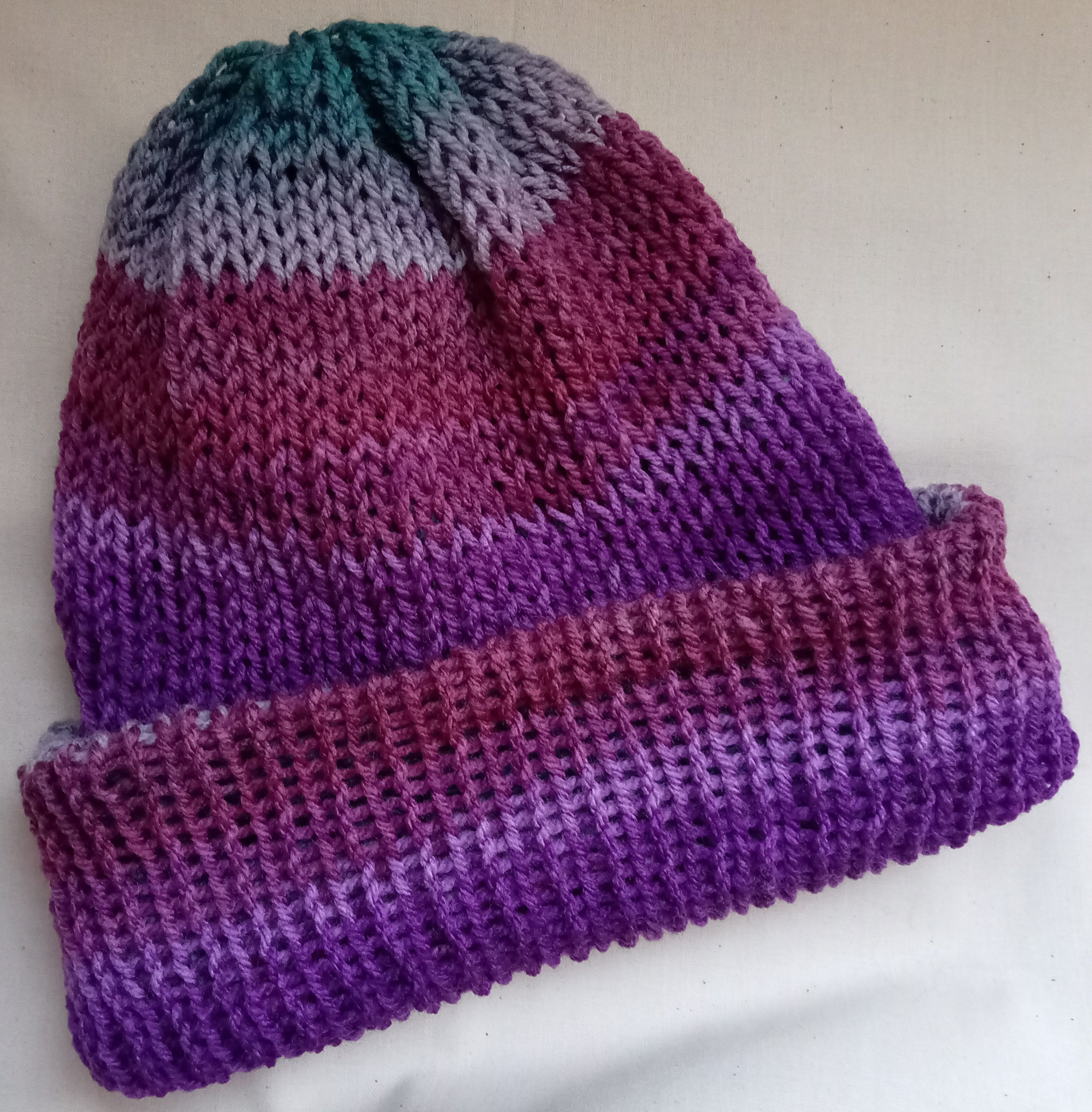Knitted reversible hat - Moorland