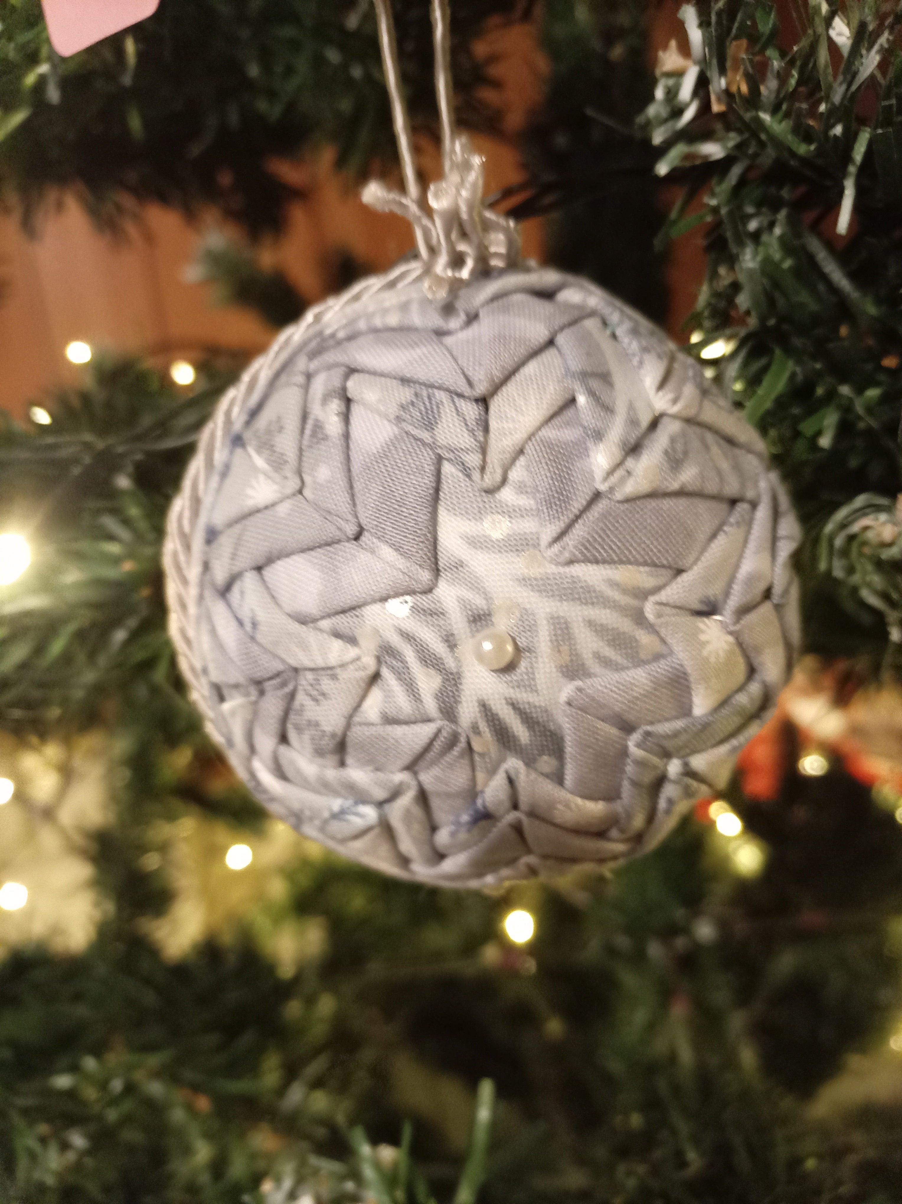 Patchwork Bauble - Silver Frost