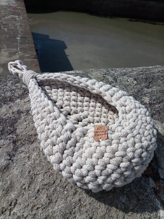 Chunky Crochet Hanging Basket - Harbour Wall