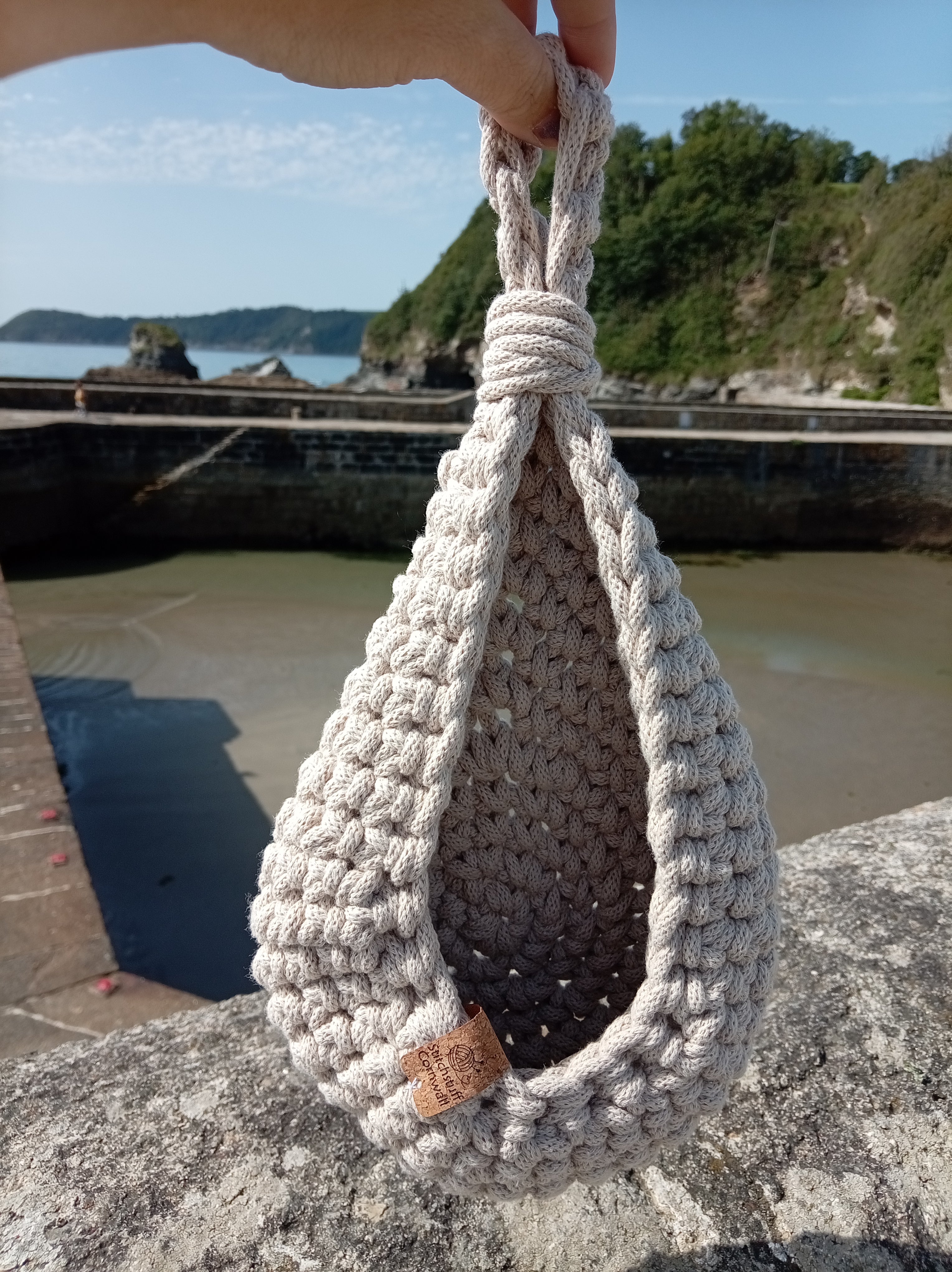 Chunky Crochet Hanging Basket - Harbour Wall