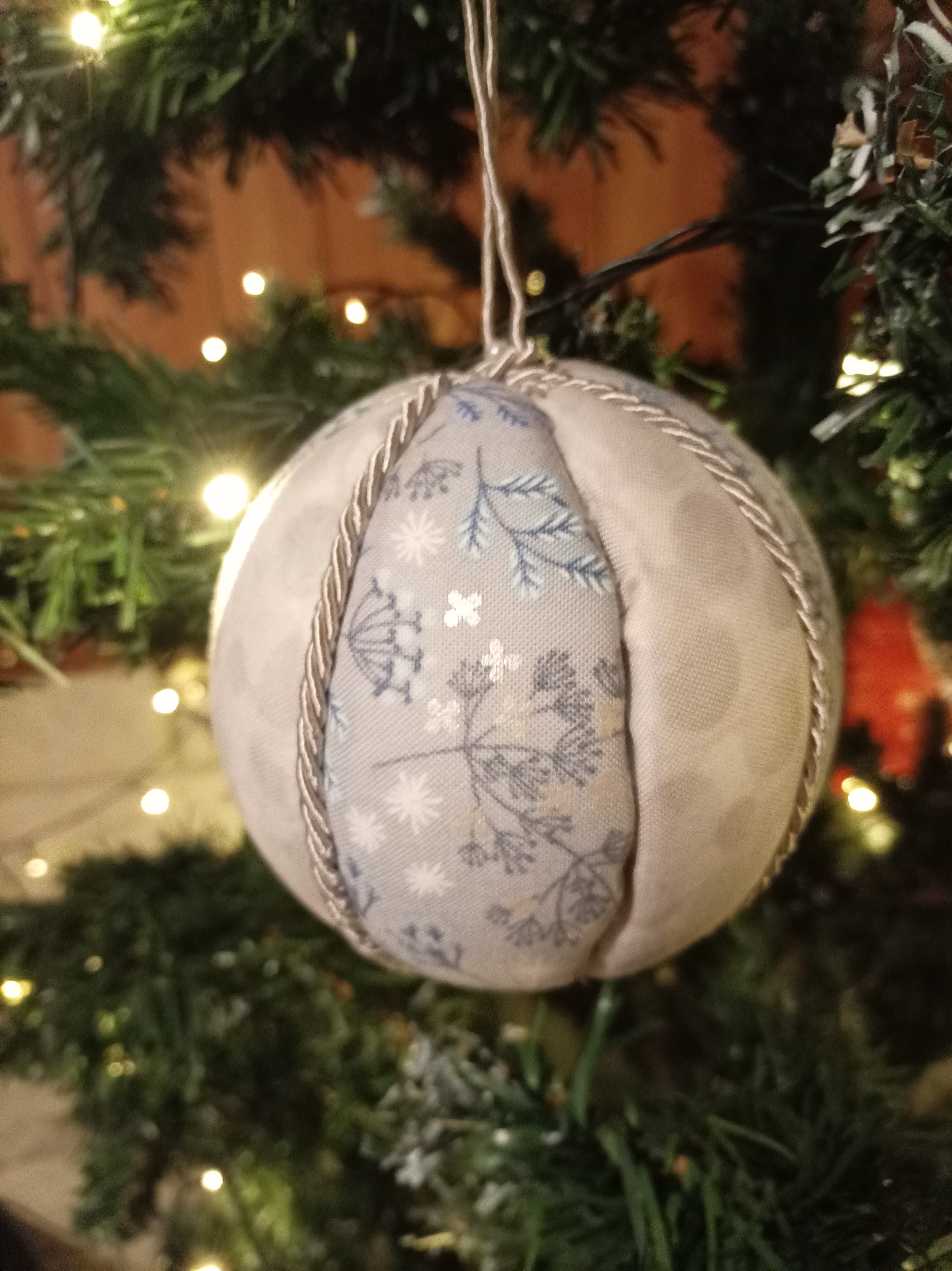 Kimekomi Bauble - Frosty Morning